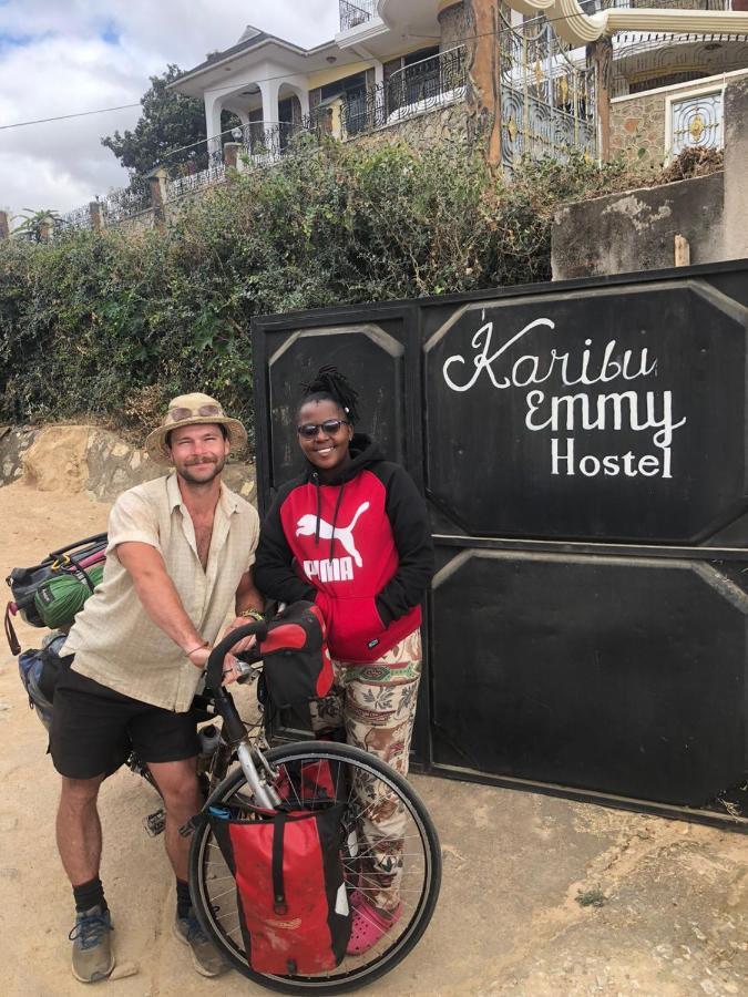 Emmy'S Backpackers Hostel Iringa Zewnętrze zdjęcie